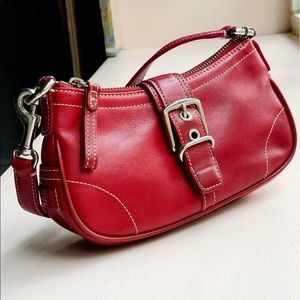 COACH vintage red leather baguette shoulder bag